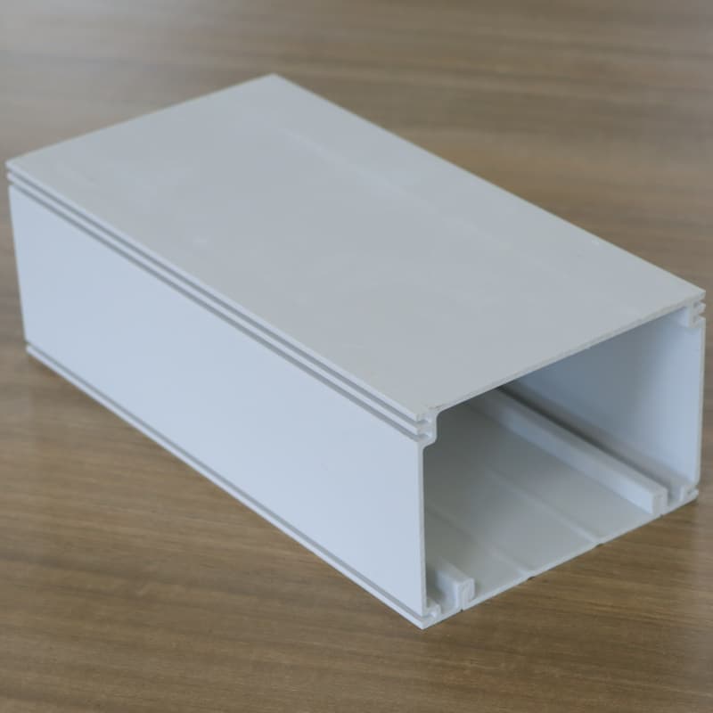 Baki Kabel Plastik Polimer