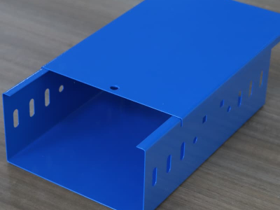 Pelat penutup baki kabel