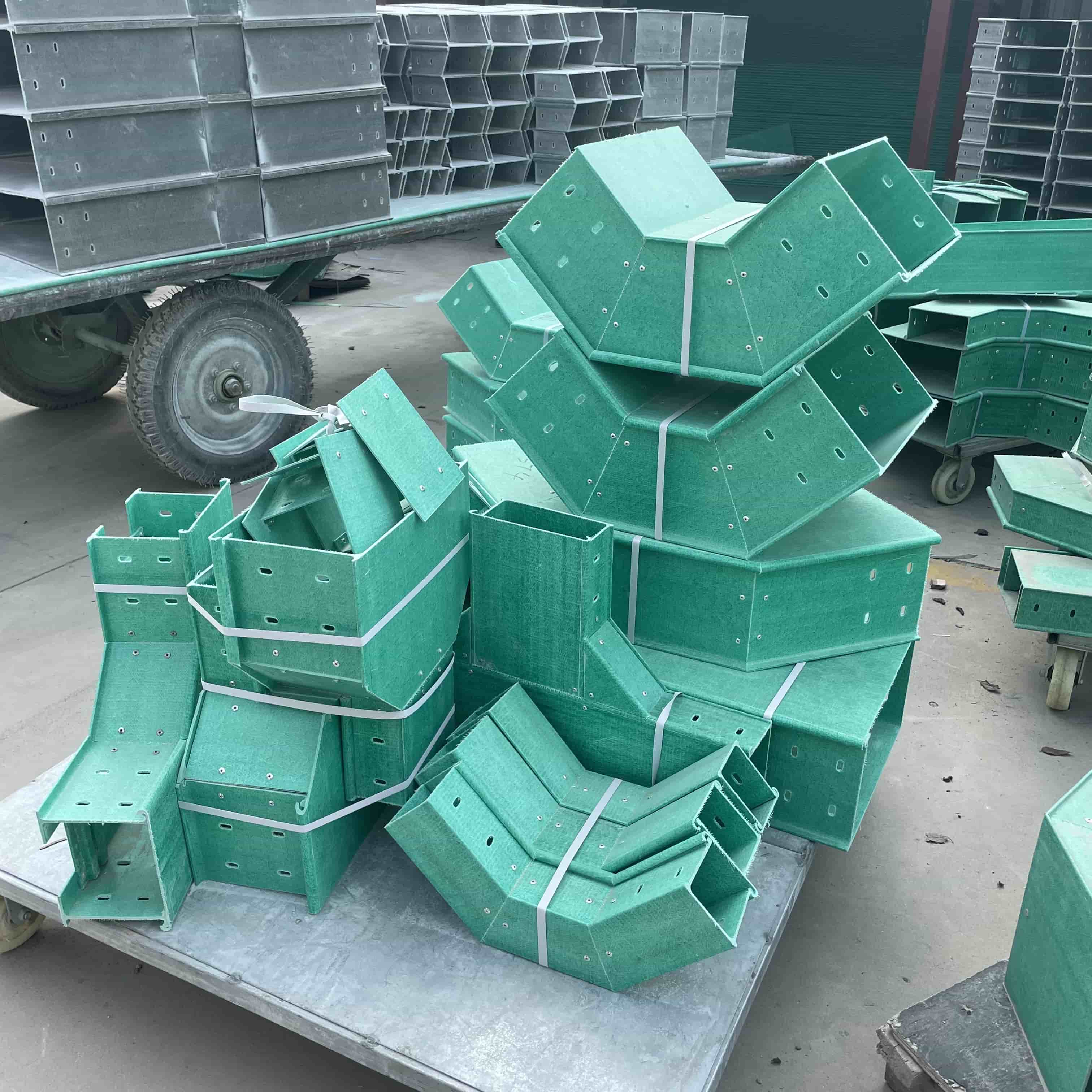 Baki kabel fiberglass